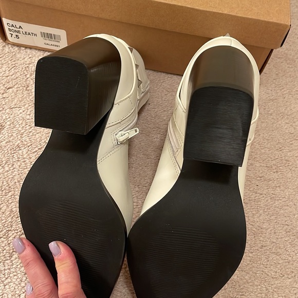 NEW!!! STEVE MADDEN booties - Picture 3 of 5